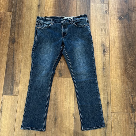 Men's  Volcom Jeans - Picture 1 of 4